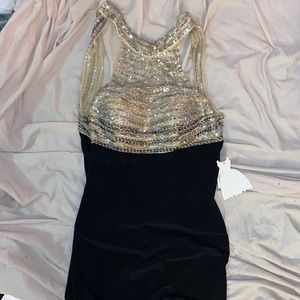 Milano formals / peaches dress